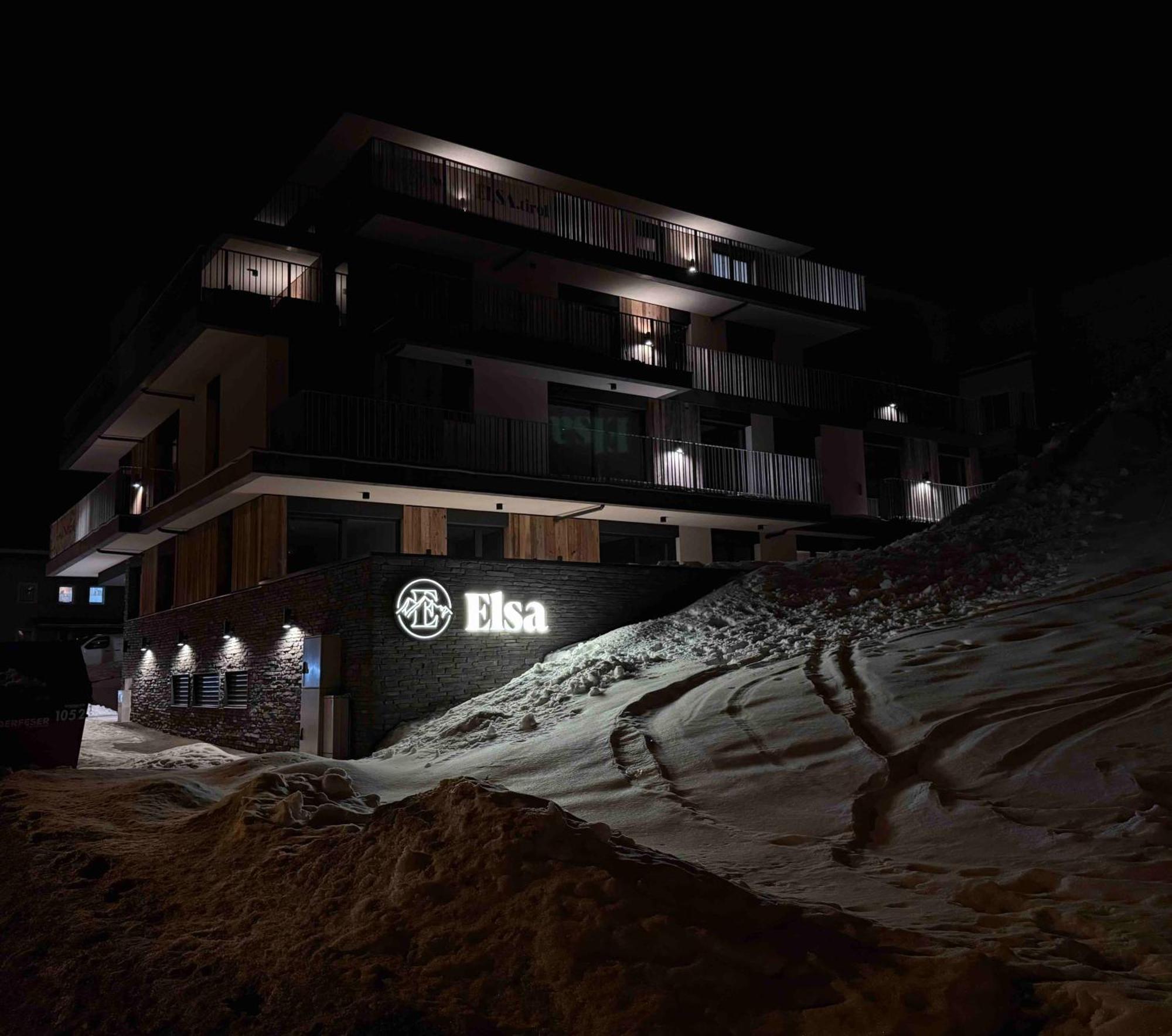 Elsa Spa Apartments Tux Luaran gambar