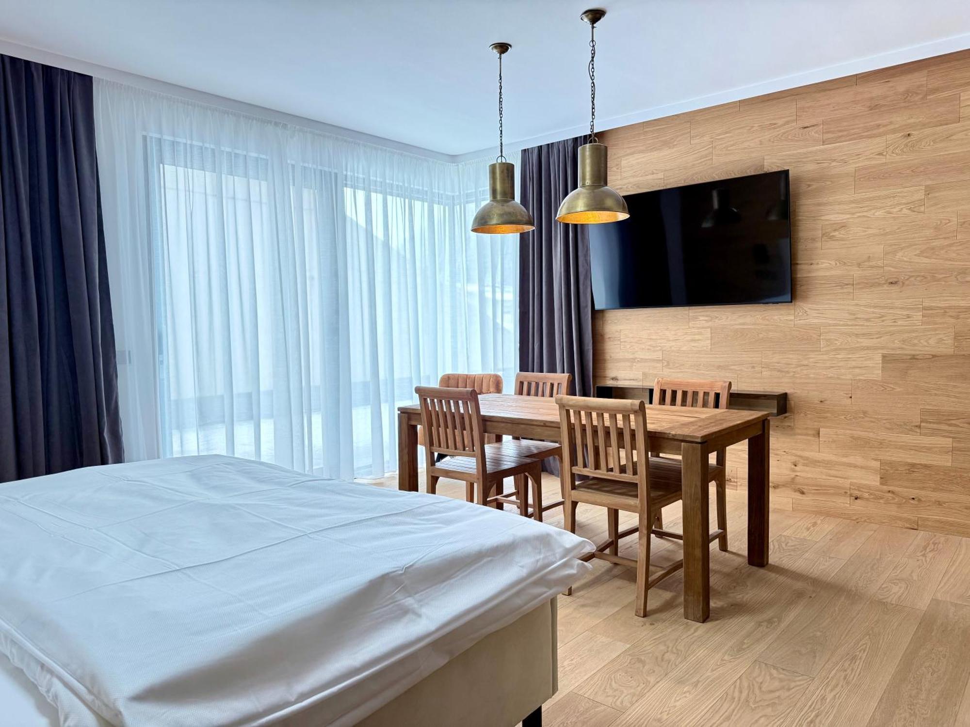 Elsa Spa Apartments Tux Bilik gambar